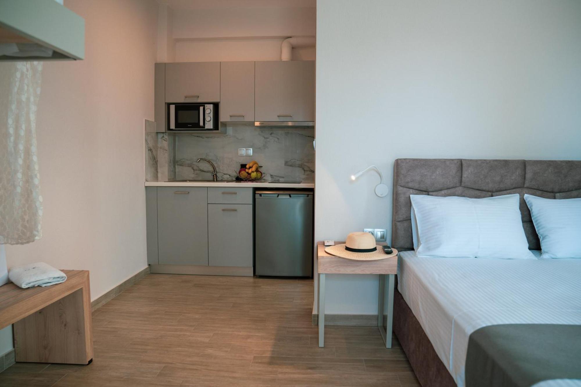 La Cruz Luxury Apartments Stavros  Esterno foto